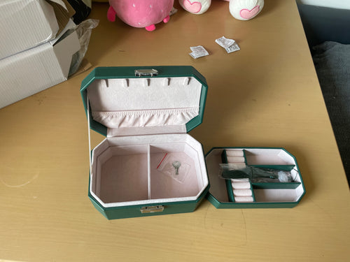 jewelry box